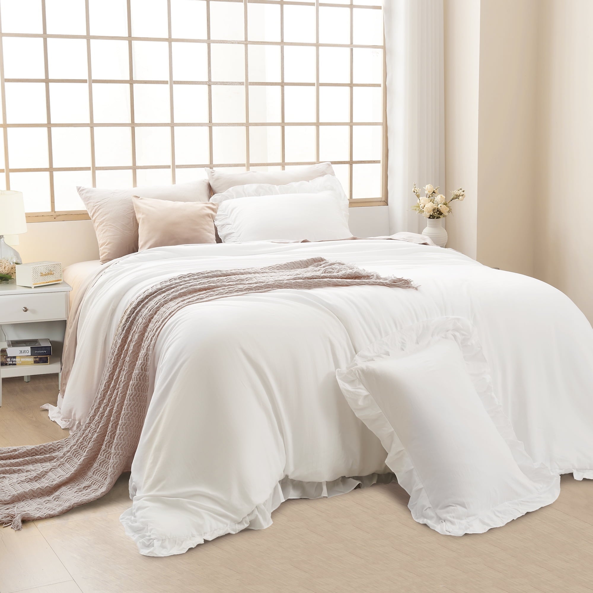 ANGENIA Queen Comforter Set White, 3 Pieces Soft Fluffy Farmhouse Ruffle Bedding Comforter Sets for Queen Bed, All Season Lightweight Down Alternative Bed Set(90"x90" Comforter & 2 Pillowcases)